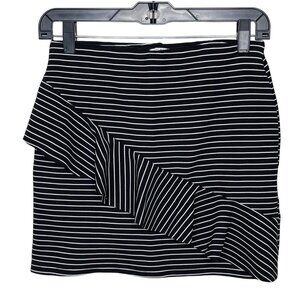 Zara Skirt Womens Small Mini Stretch Ruffles Pull On Striped Black White Casual
